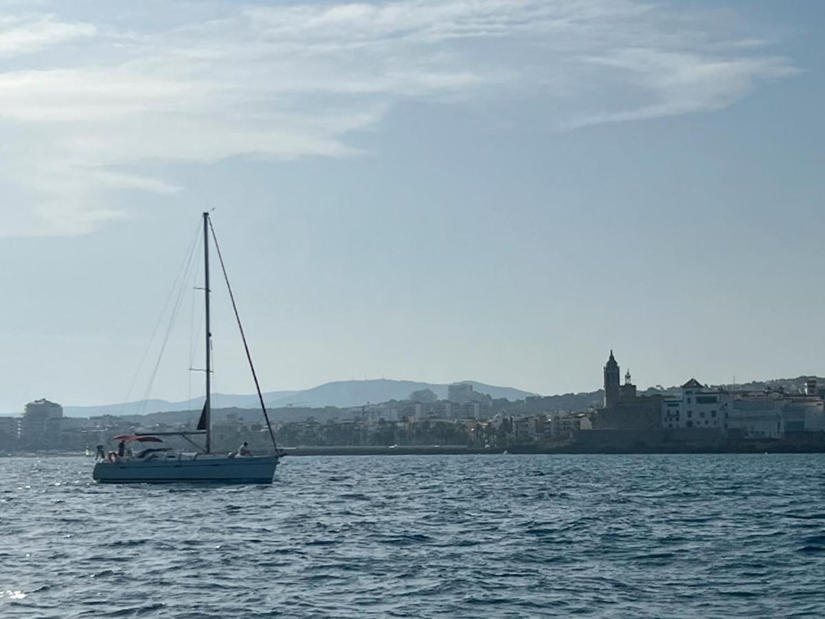 Botel Alojamiento En Sitges, Con Opcion A Tour De Navegacion Sitges